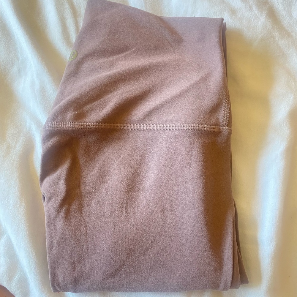 LULULEMON ALIGN PANT II 7/8 25” SIZE 6 SPECIAL EDITION GOLD LOGO